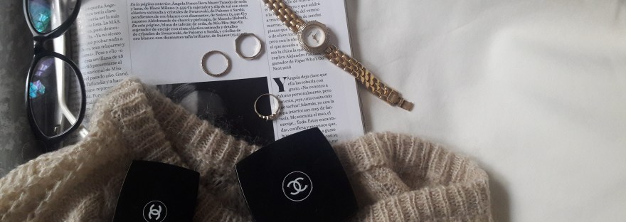 Lindifique flatlay Chanel